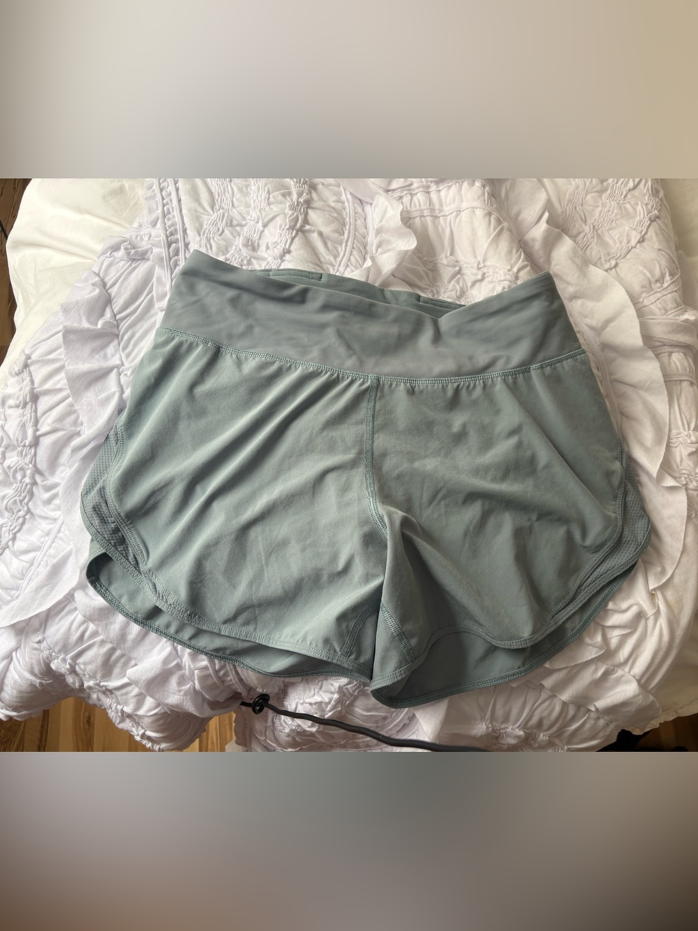 Women’s Lululemon Shorts in Sage Green